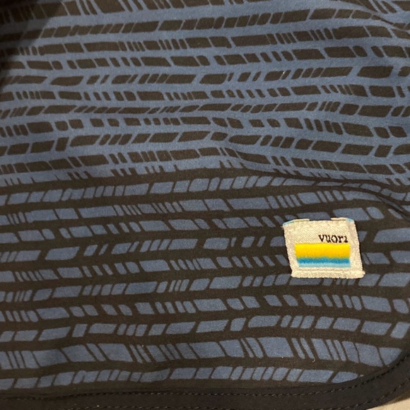 Vuori Blue and black striped swim shorts size L - Picture 10 of 17